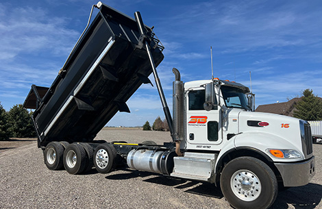Dump truck